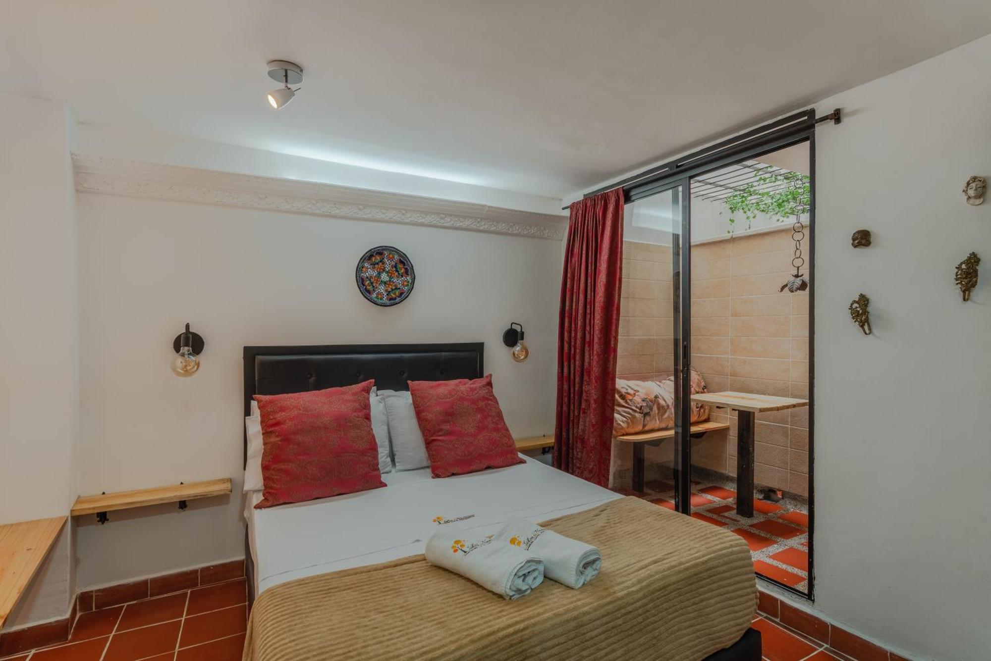 Casa Los Naranjos Hostal Medellín Eksteriør billede